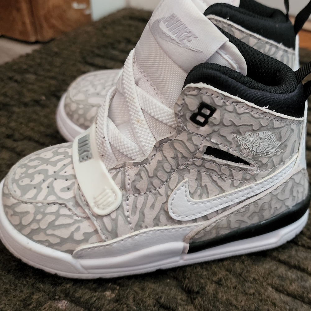 Toddler nike